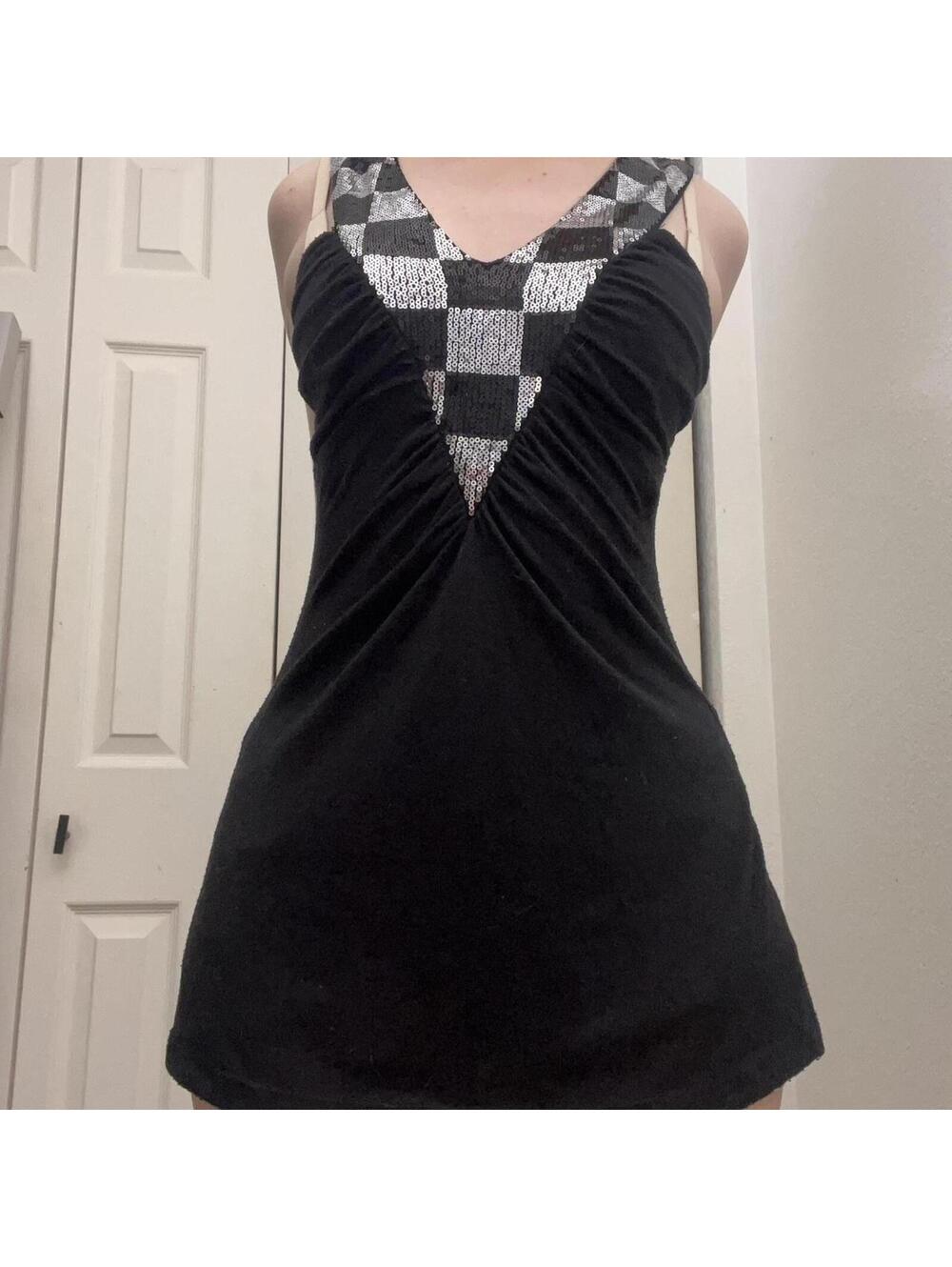 fitted tank top with sequins